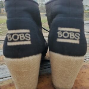 Booties‎